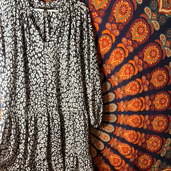 Banana Republic Patterned Dress - Picture 2 of 5